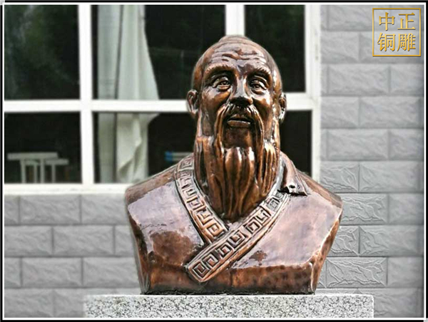 仿銅孔子半身像.jpg