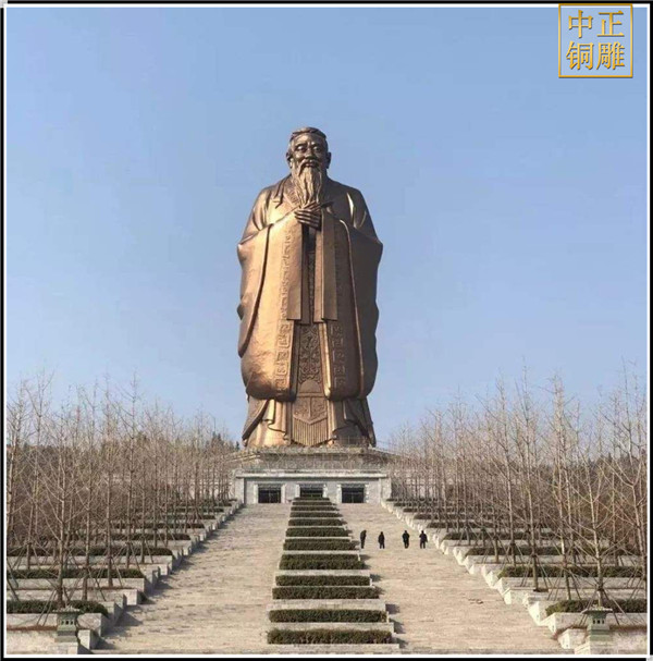 最大的孔子像.jpg 最大的孔子像.jpg